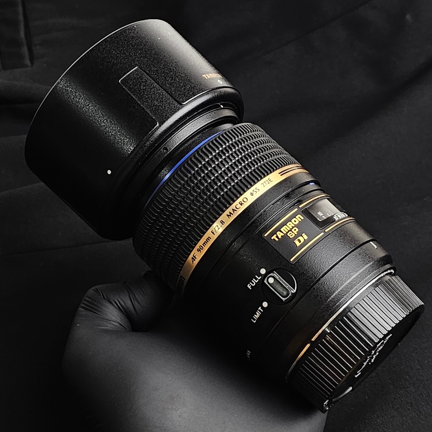 Tamron AF 90mm F2.8 For Nikon F Mount Price: 13,000 Macro 1:1