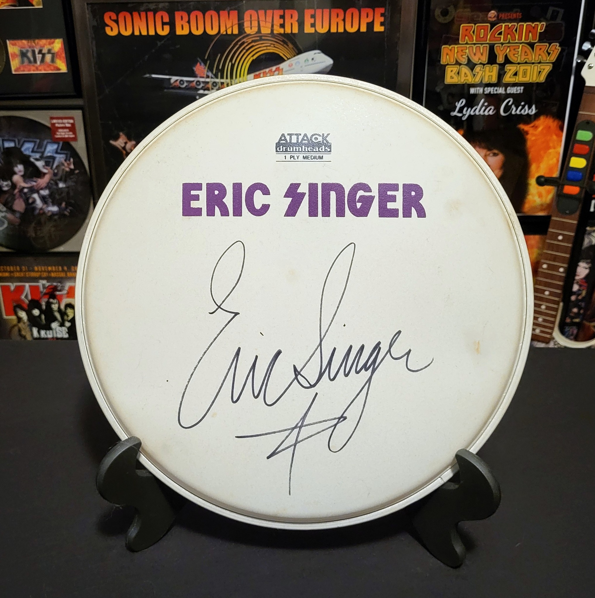 KISS autographed Eric Singer drum heads review