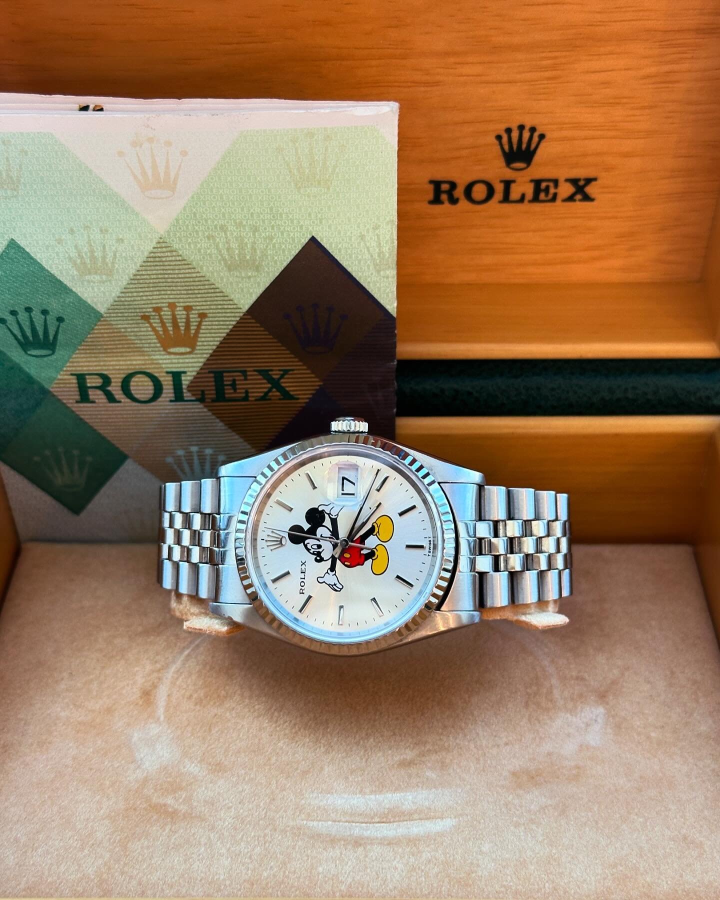 ROLEX DATEJUST 36MM WITH CUSTOM MADE MICKEY MOUSE DIAL - FULL SET