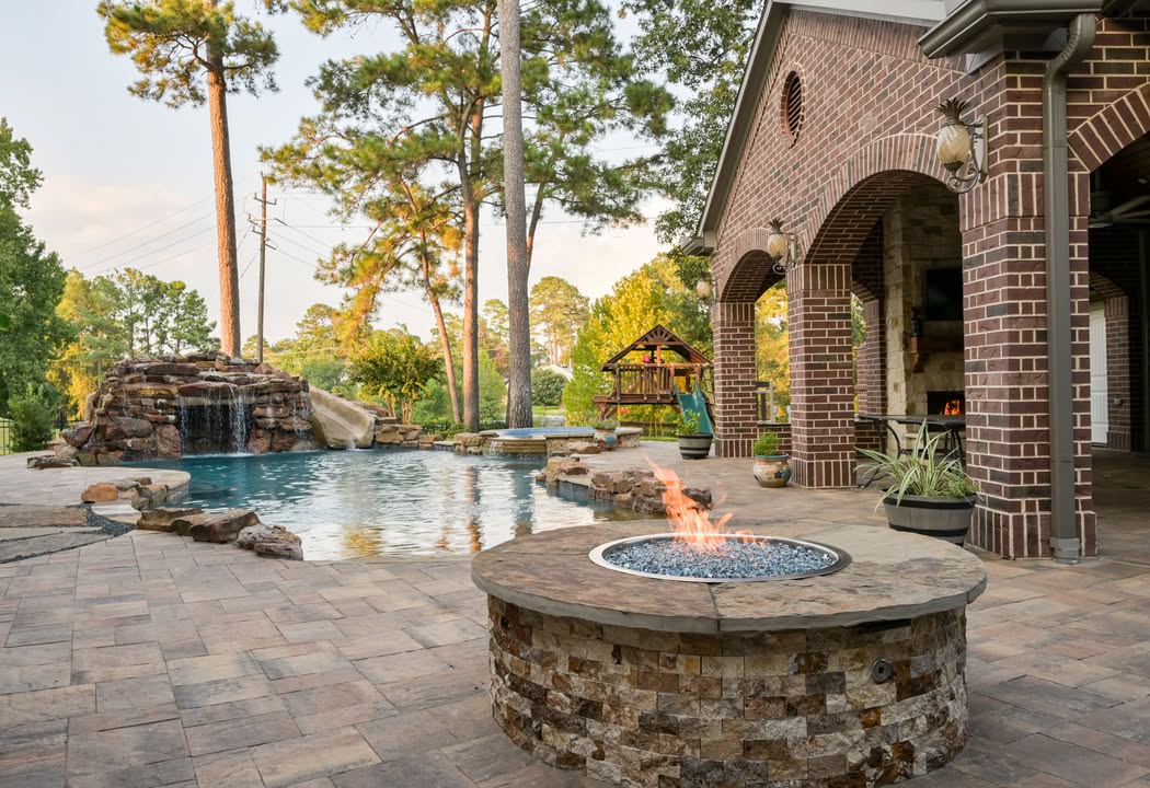 Jewel Pools & Outdoor Living | Kingwood TX