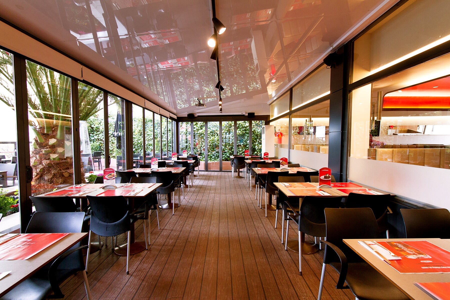 VIPS - ¿Conoces el renovado VIPS de Heron City Las Rozas?... | Facebook