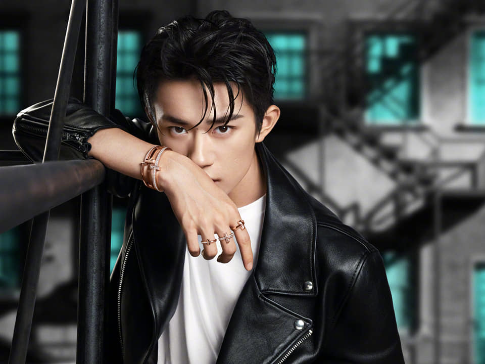 王俊凯 Karry Wang - 王俊凯 Karry Wang added a new photo.