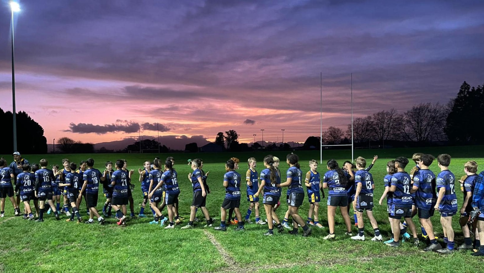 Mount... - Mount Maunganui Sports Club - Touch Rugby