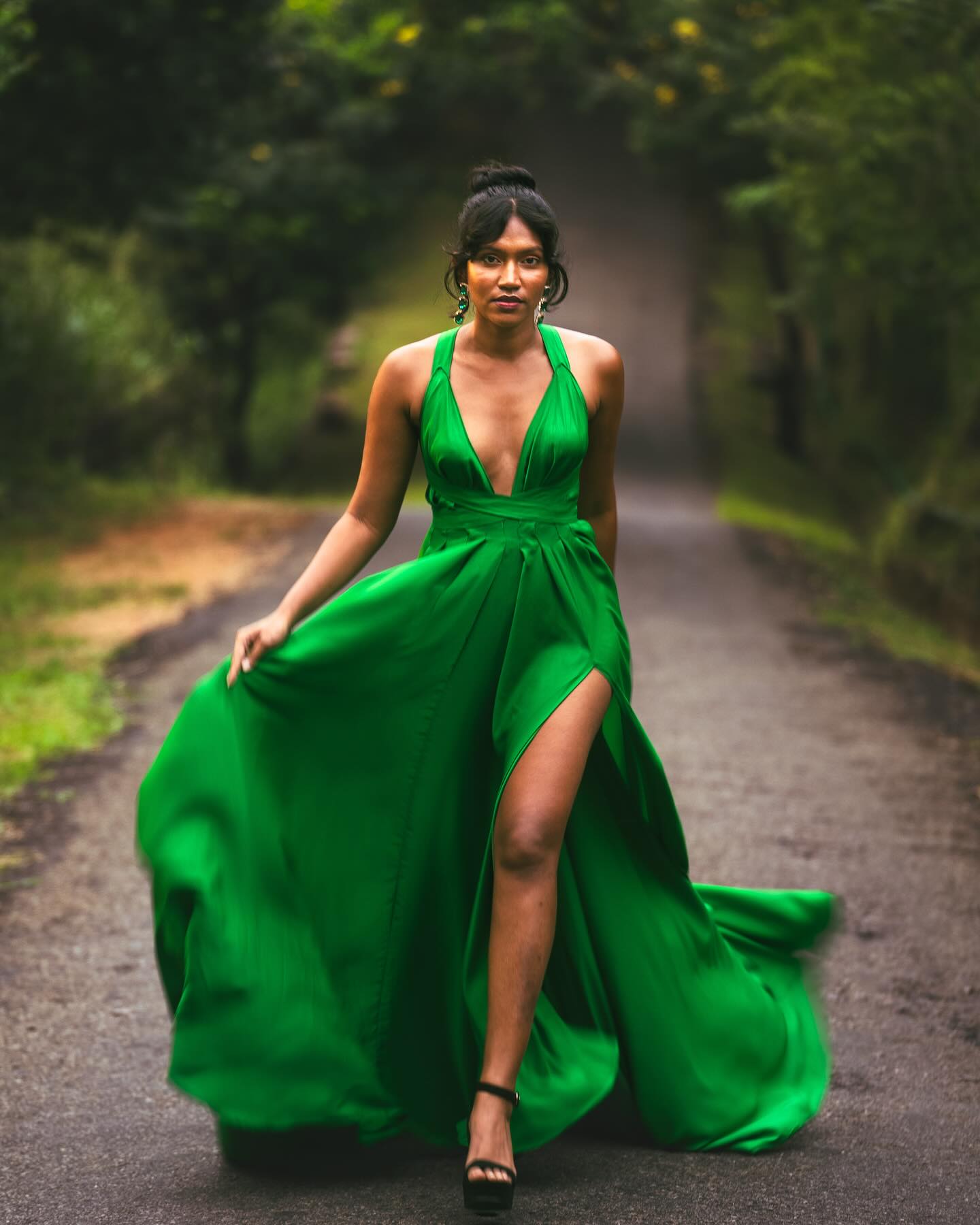 vivid green dress I still cant get over this green! So vivid! Its almost like a evening gown interpretation of Poison Ivy 😍💚 global-subheading-Sequin Mini Dress