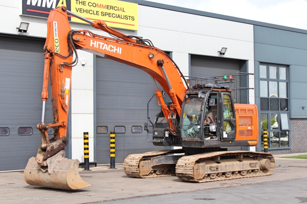💥 JUST IN: 2019 HITACHI ZX 225 USR LC-6 EXCAVATOR 💥 Looking for