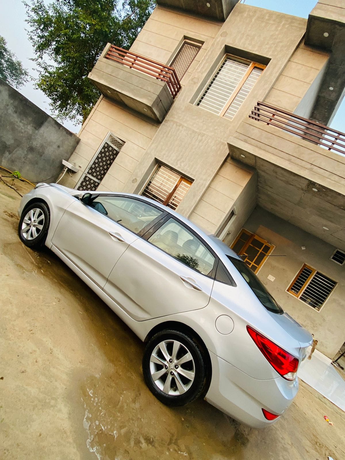 Raja car bazaar ghaziabad... - Raja car bazaar ghaziabad