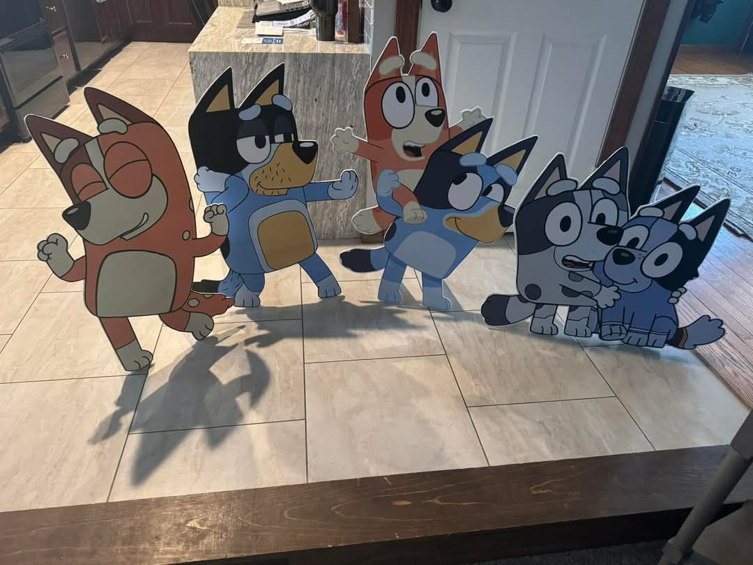 Décoration Halloween Bluey - Stand-up Carton Famille Heeler - Accessoire Photo Fête - Neuf