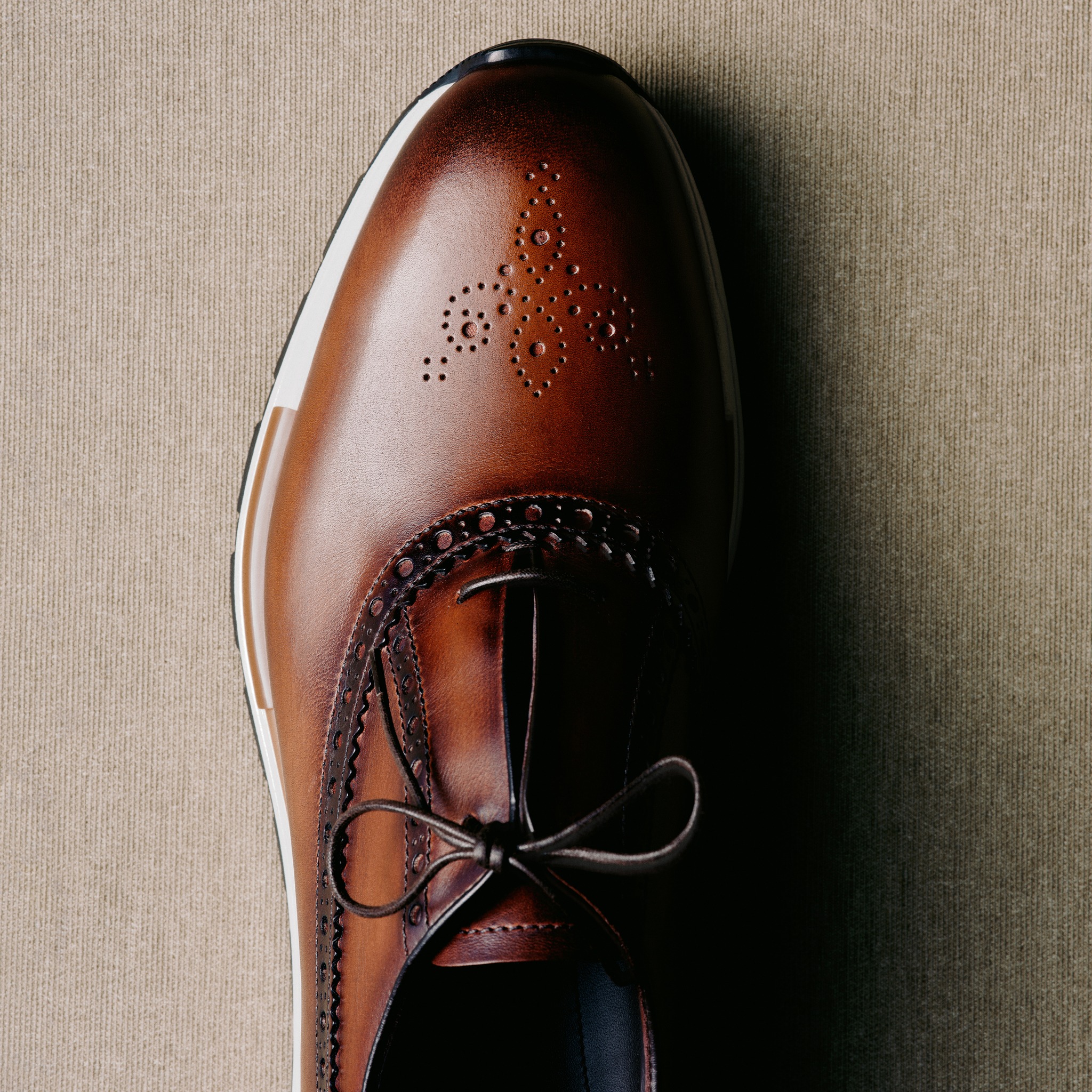 Berluti - ベルルッティの〈ファストトラック〉は、ブーツメーカー 