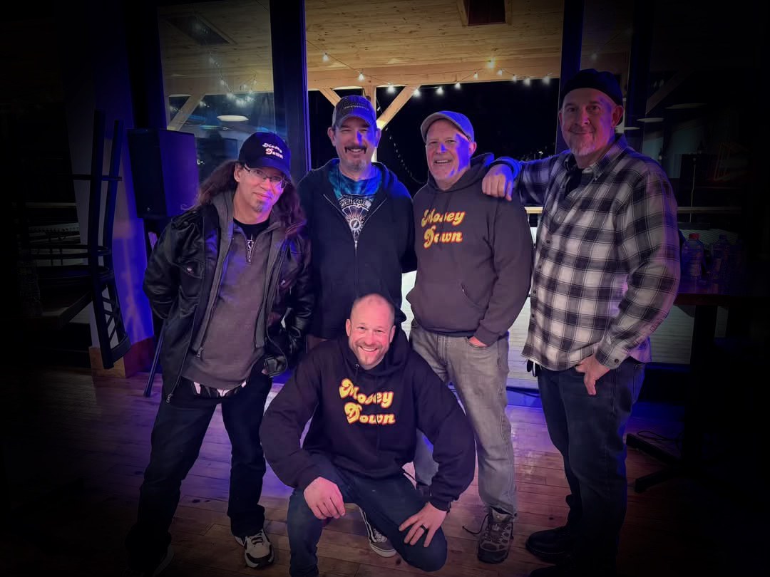 🎸 Mosey Down at Off The Rails – Ludlow, VT