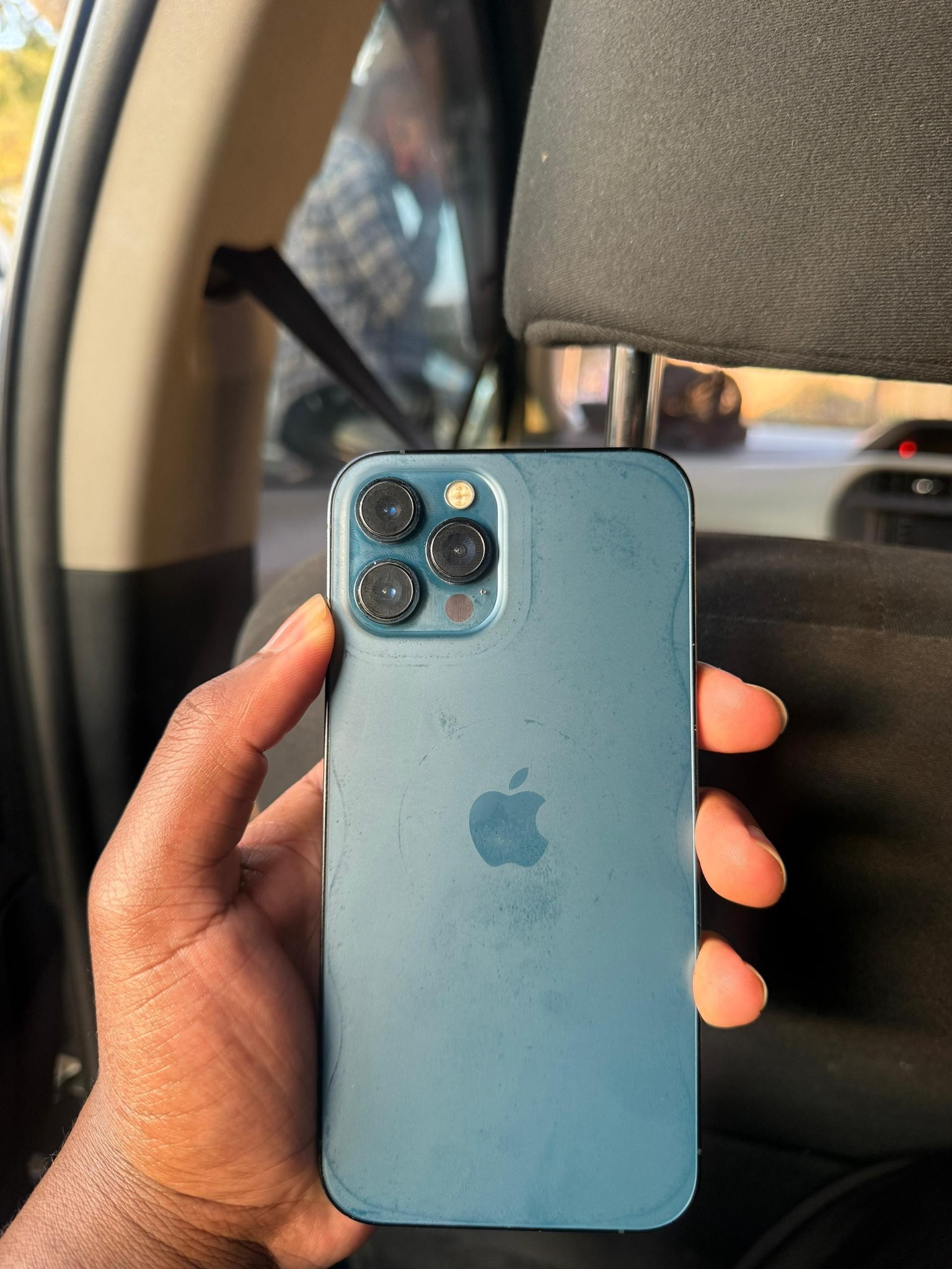 Iphone 12 pro max $360 256gb. Battery 74% USA ?? version 