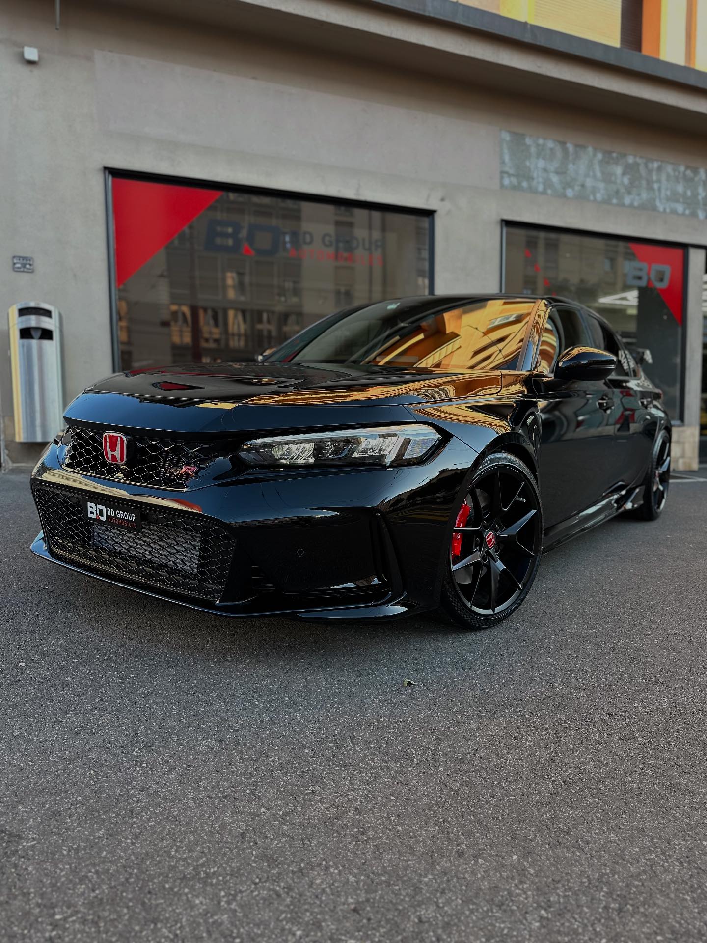 🚗💨 Honda Civic Type R – Full Black... - BD Group Automobiles | Facebook