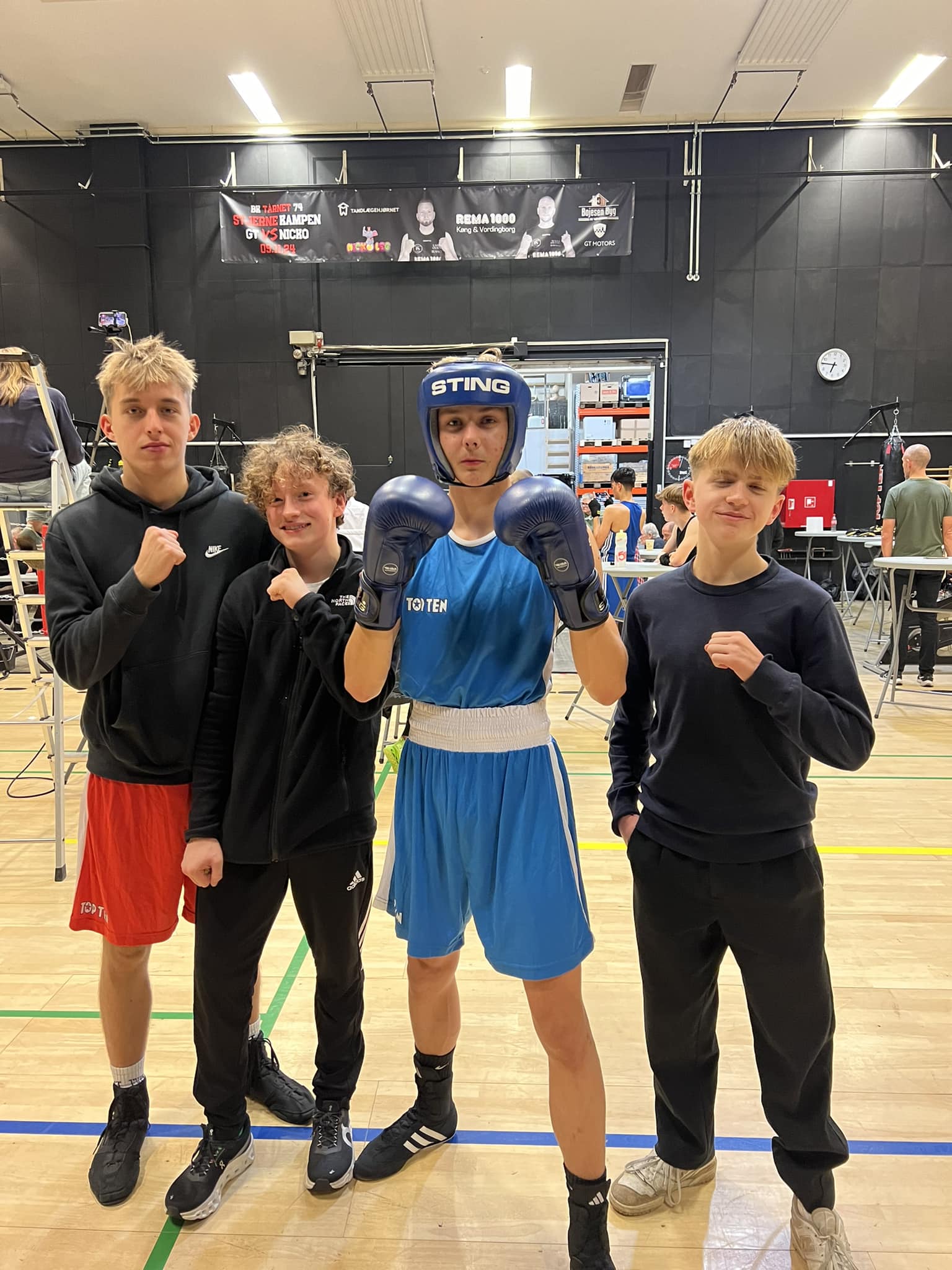 Bokseinstituttet - 🥊💥💣Drengene er afsted til diplomstævne. De andre ...