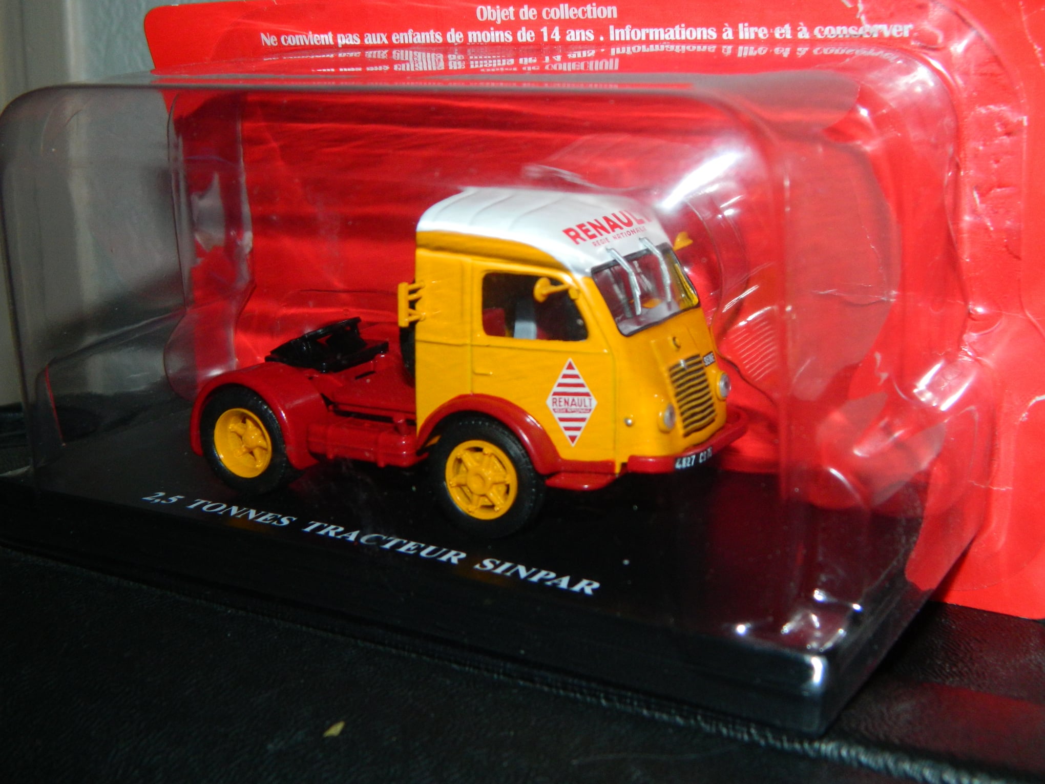 Camion Miniature OPO 10 Renault 2,5t - Échelle 1:43 | Collection Métal | Hachette