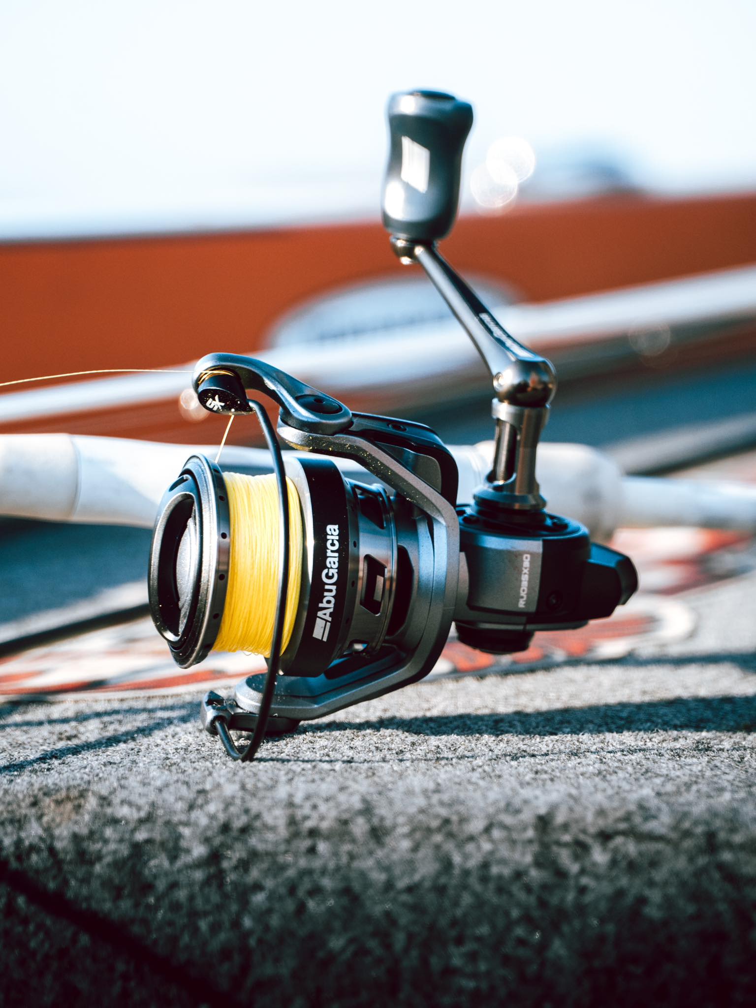 best baitcasting reel for jig fishing Reaction Tackle ReactCast 6/2025 design braking System to Model:7.5:1 Abu Garcia Abumatic SX