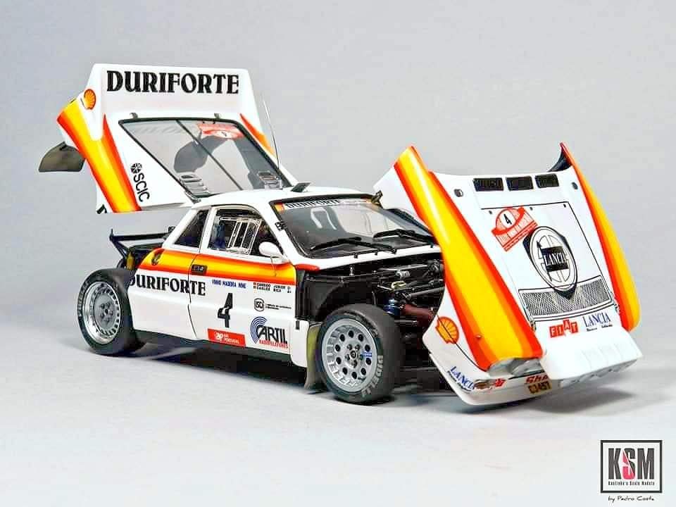 Lancia 037 rally car model with Hasegawa and GPModeling parts
