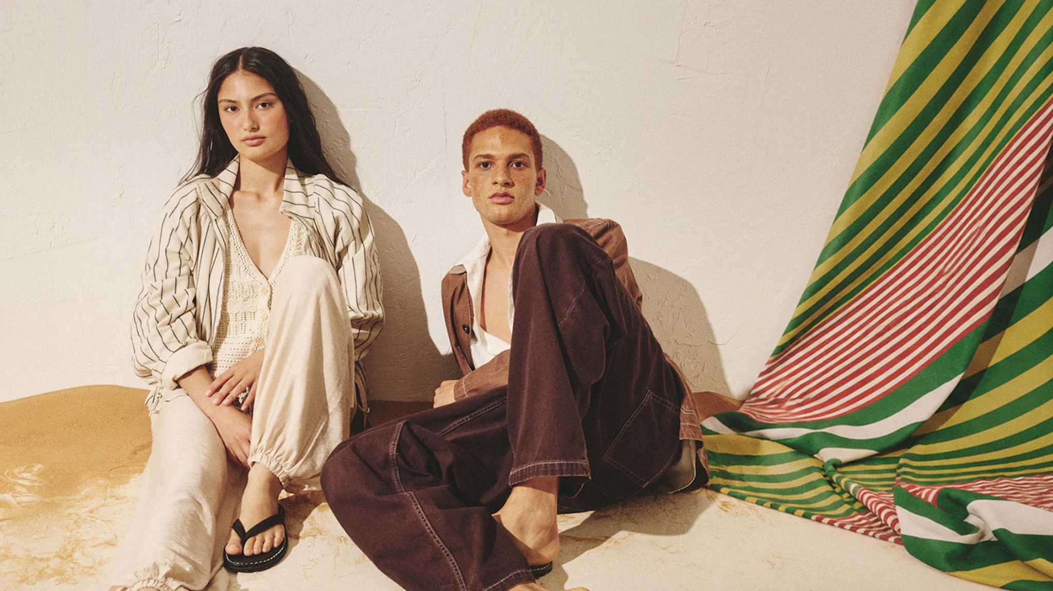 THE ART OF SUMMER LIVING Summer continues with a celebration of effortless style. Discover the latest new-in fashion, accessories and beauty at Fenwick, where relaxed tailoring, easy dresses and statement seasonal pieces