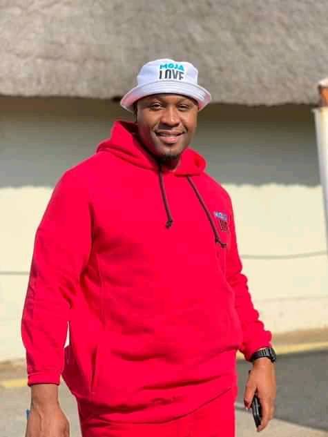 X-repo moja love 157 | Johannesburg