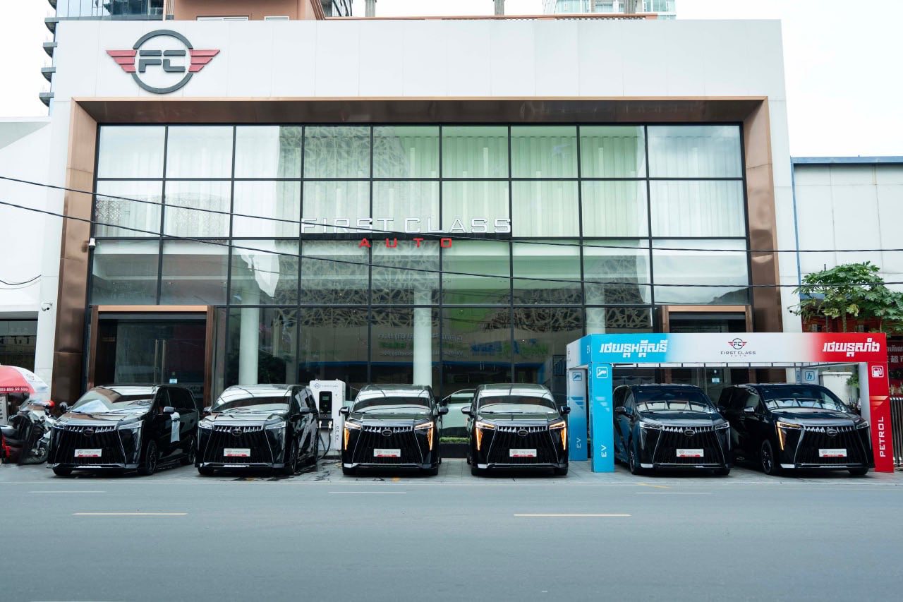 🚘 GAC GN8 Black Edition 🖤🥰... - First Class Auto - Chhayhour | Facebook