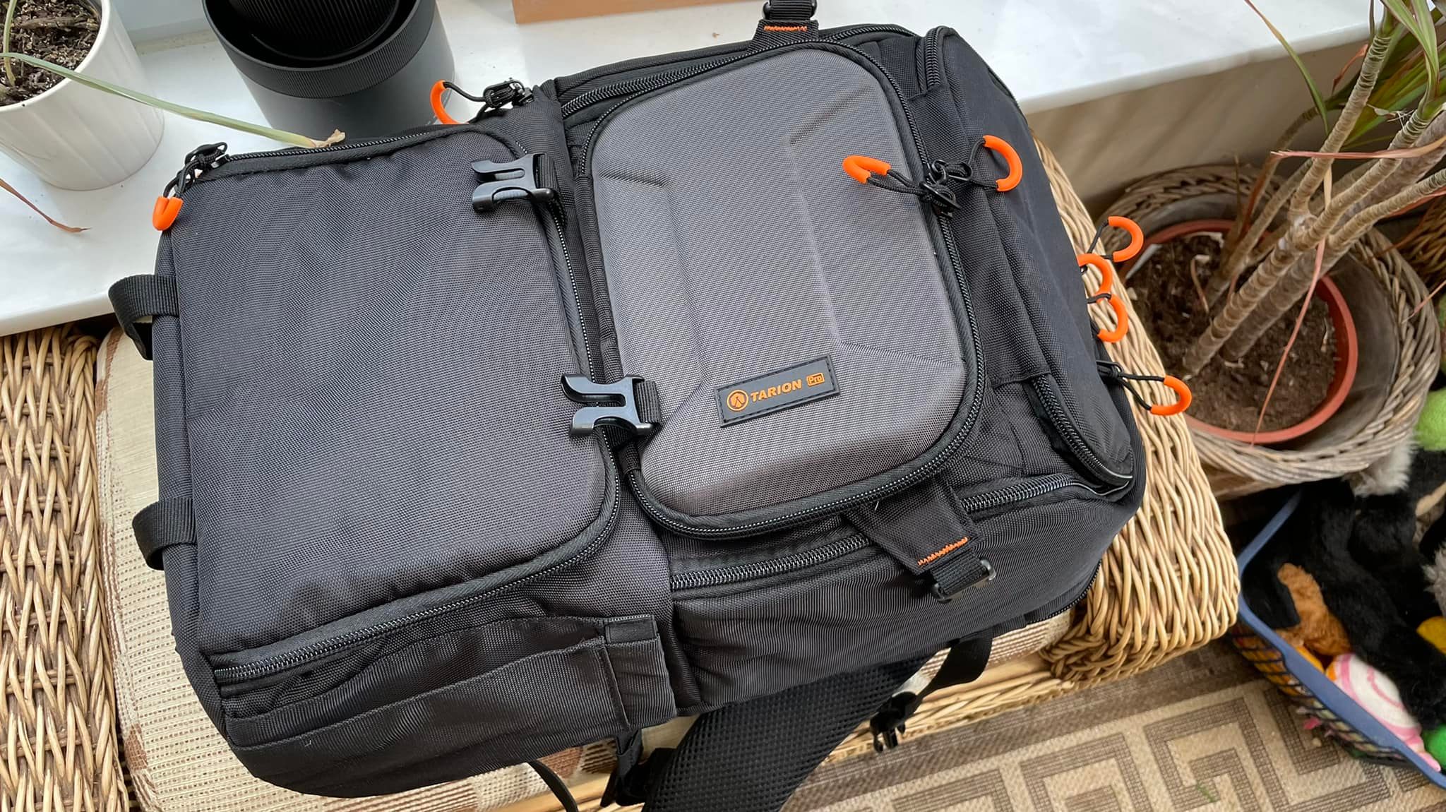 best 70l backpack for travel Which would be the buy, Amazon rucksack £40 or Osprey 68l rucksack £119 is it worth paying the premium a well known brand? : r/wildcampingintheuk IC_got_your_back_fashion COULEUR:Army Green 【Adjustable Expansion for Flexible The North Face Crestone