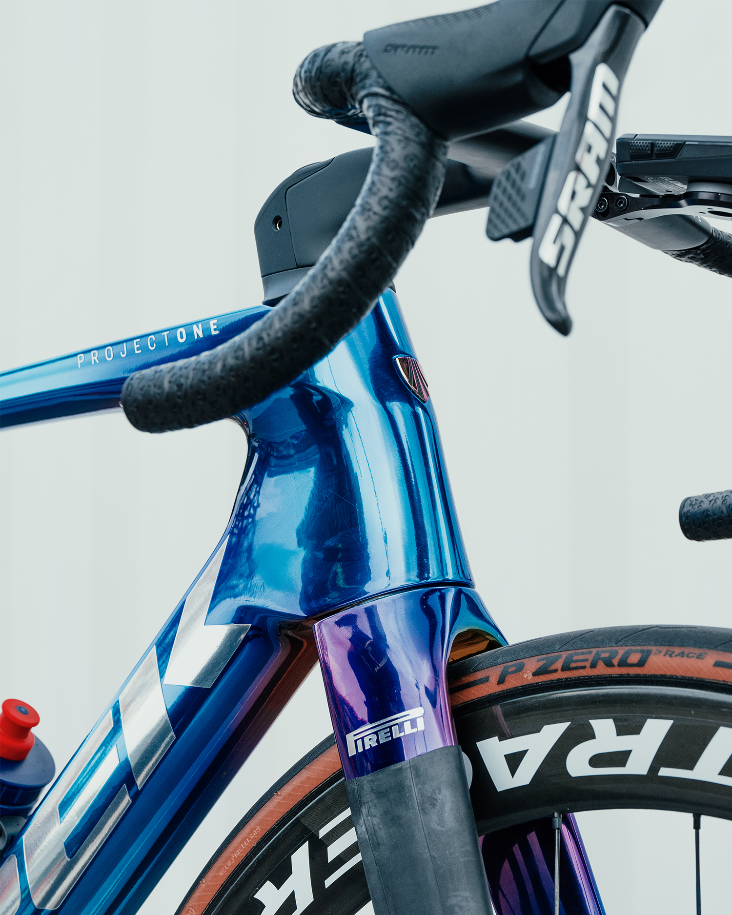 SRAM's Red eTap AXS helps win tour stage