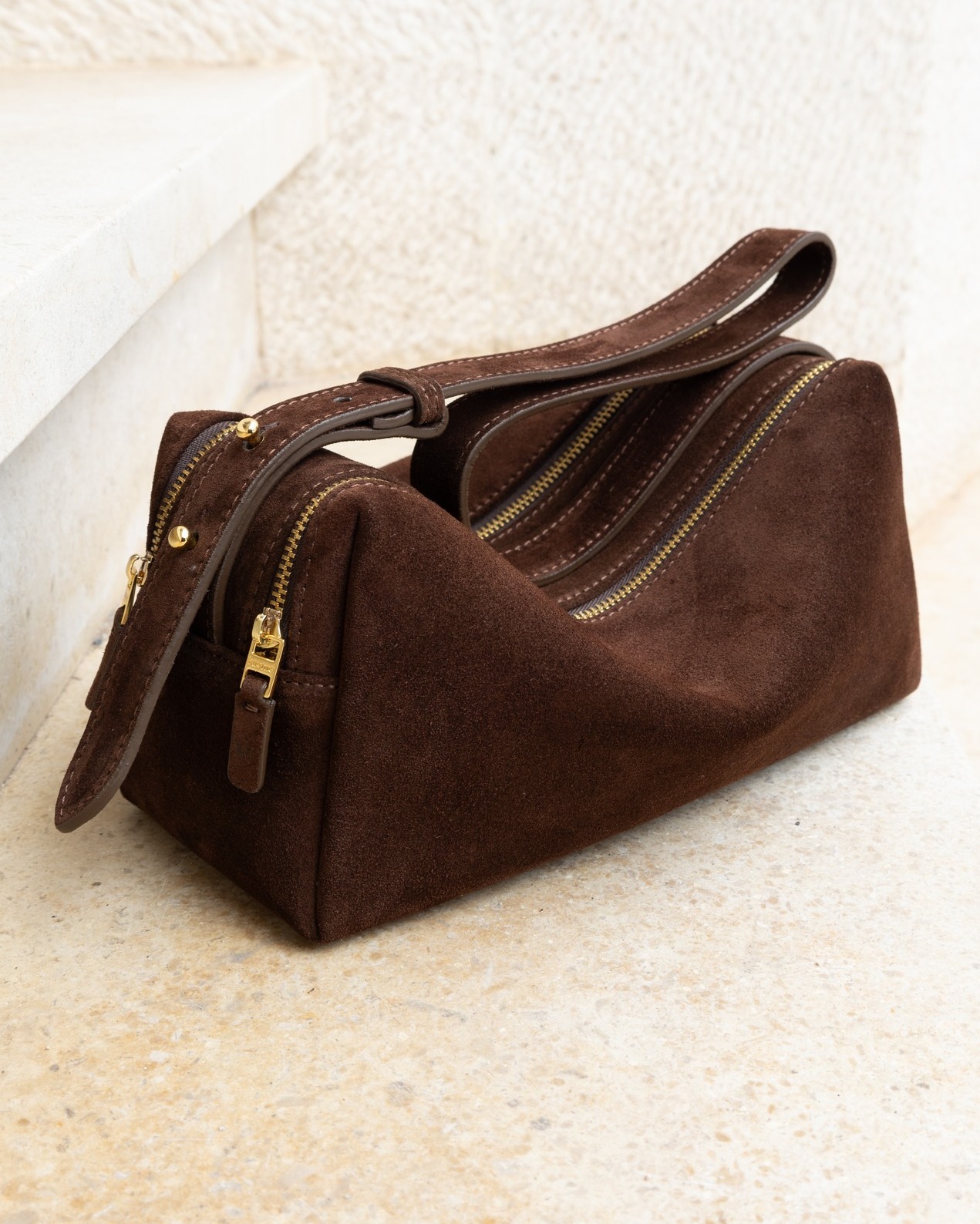The Bag Everyone Wants ??? Elleme Trousse Suede Brownie. Get 