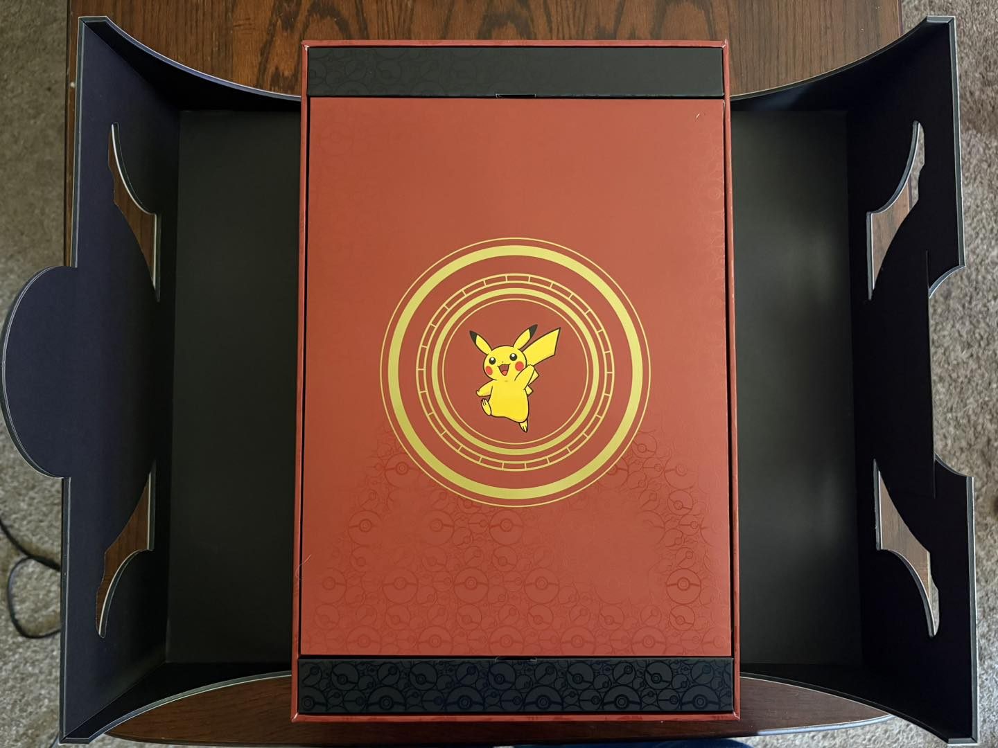 I just received the Pokémon Deluxe Character Guide Limited Edition