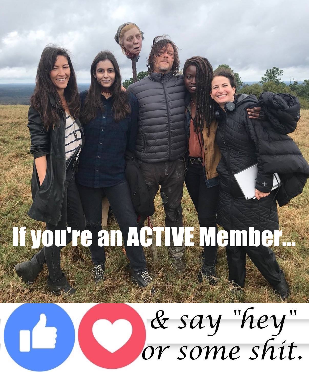 The Walking - Who's ACTIVE #TheWalkingDead #TWD FANS?! :) -(Elliot Gray ...