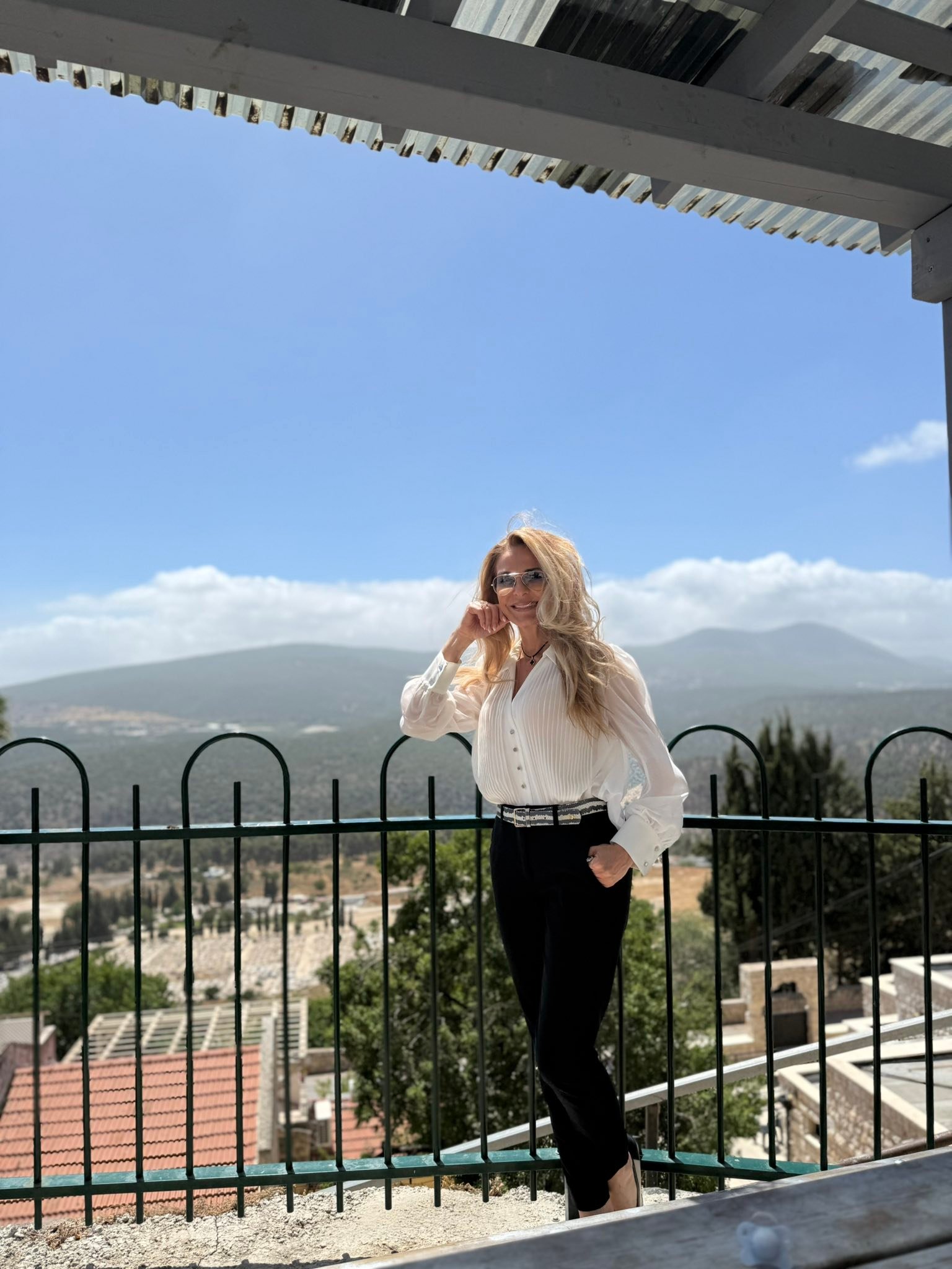 אתי כרייף - ‎אתי כרייף‎ added a new photo — in ‎צפת עיר...