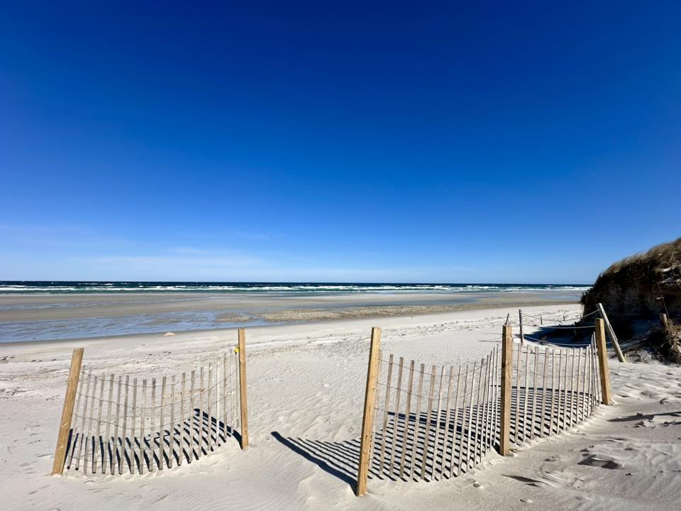 Cape Cod, Massachusetts - Mayflower Beach - Dennis, Massachusetts ...