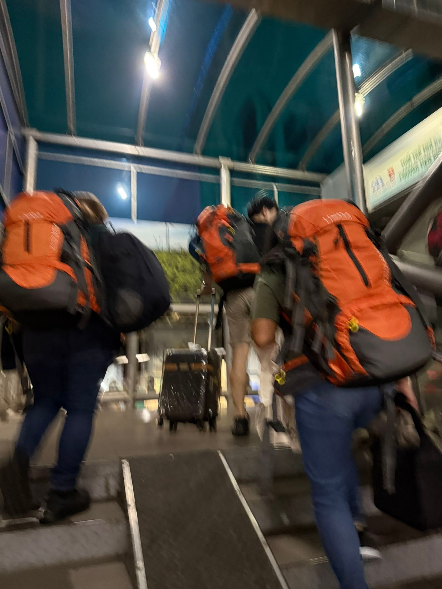 Move It... - Move It Multimodal Transport and Logistics Inc.
