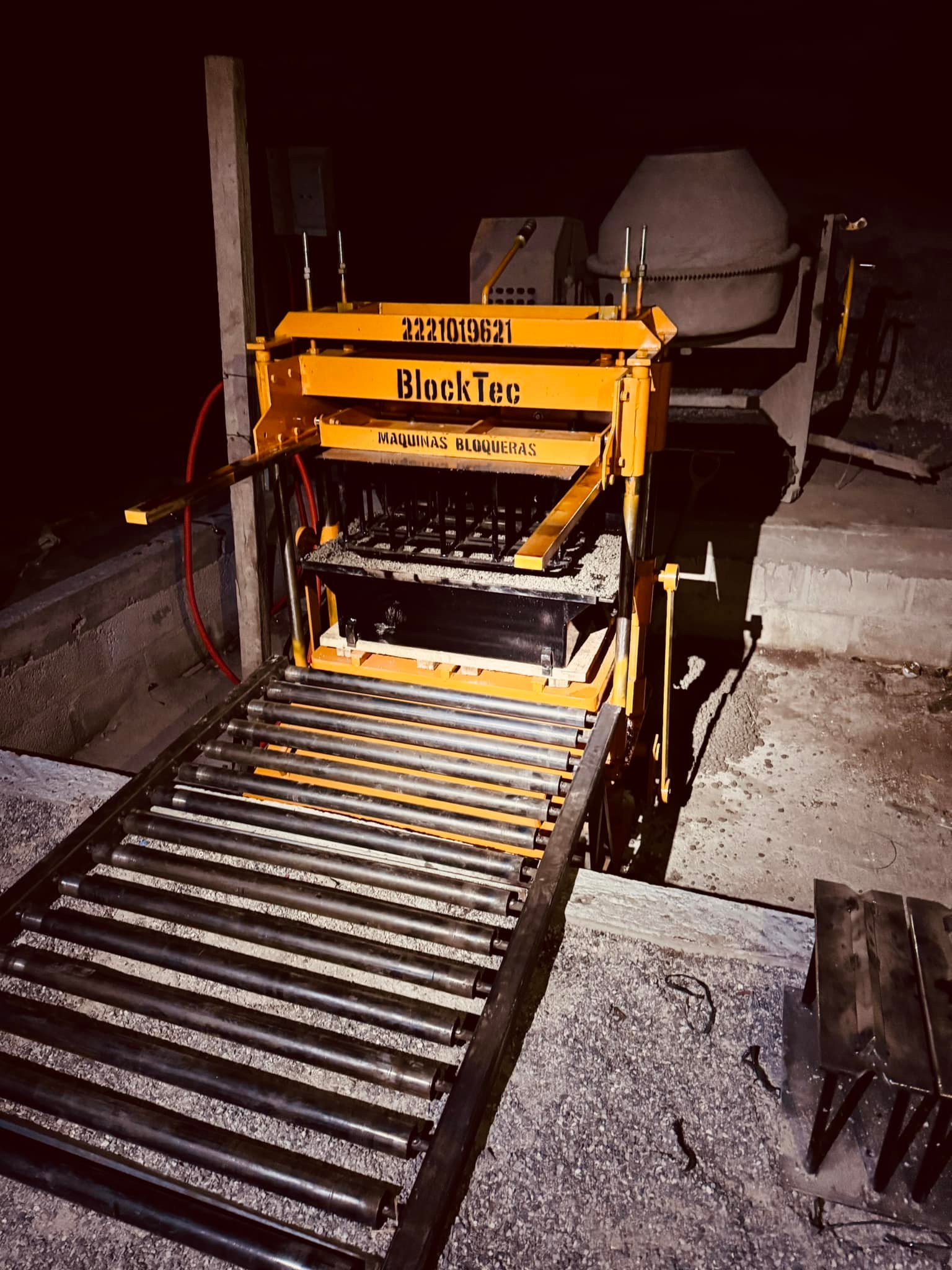 BlockTec Máquinas Bloqueras