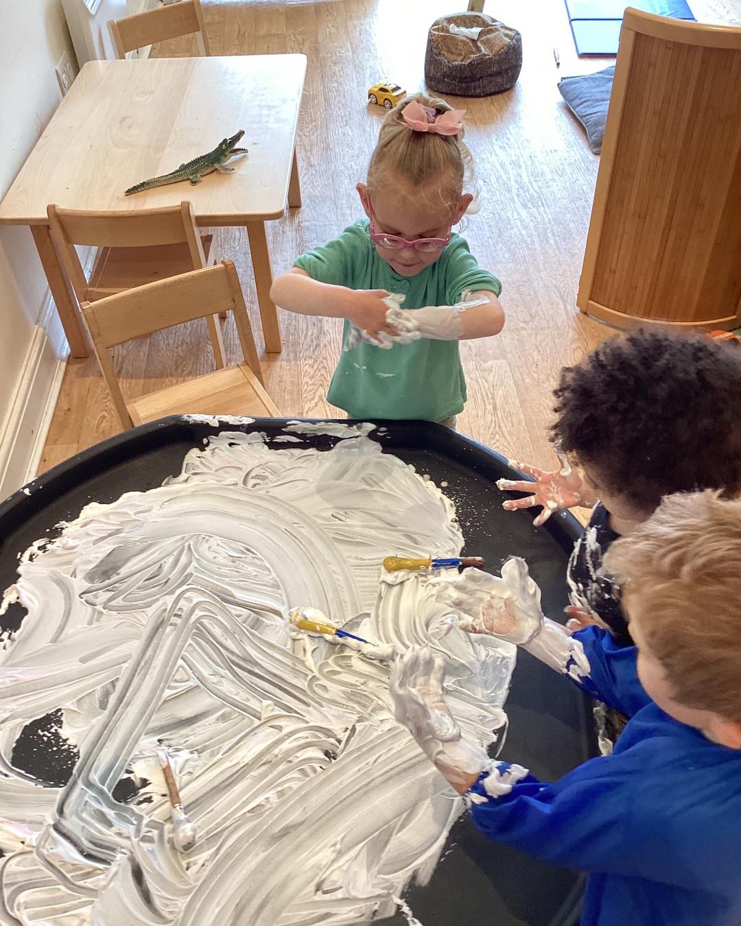 🖊 Mark Making 🖊 We love messy... - Essential Early Years | Facebook