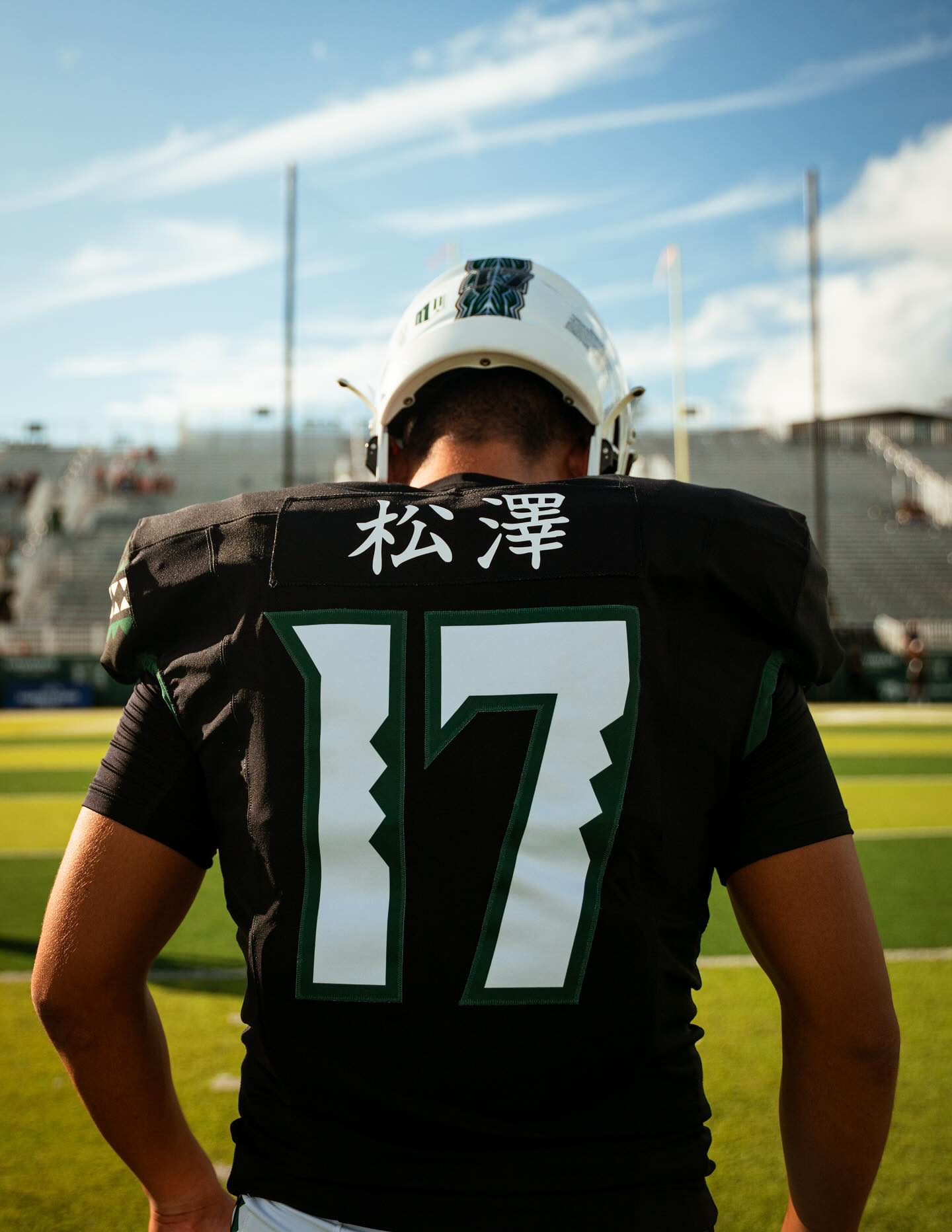 Hawaii Rainbow Warriors... - Hawaii Rainbow Warriors Football