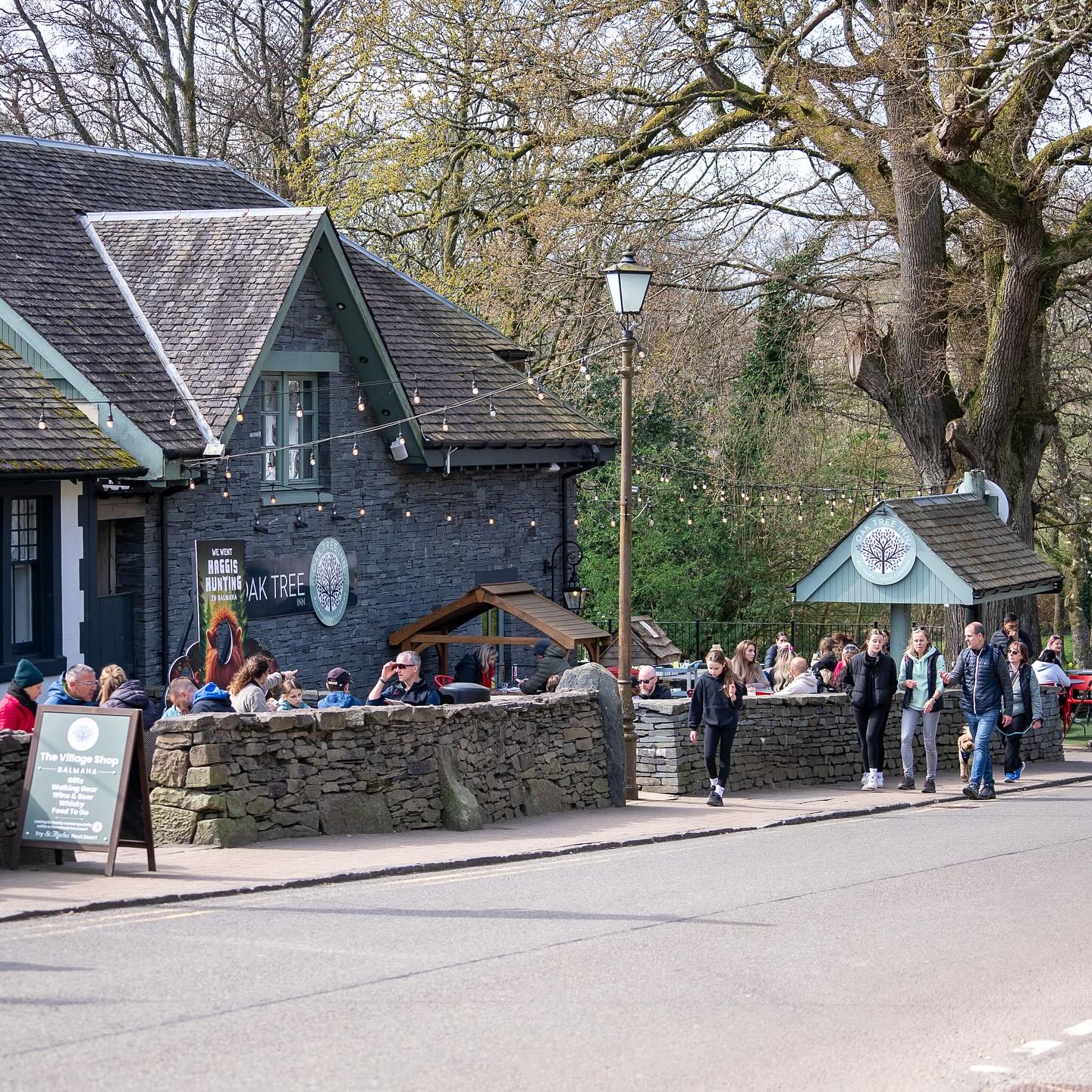 THE OAK TREE INN | Drymen