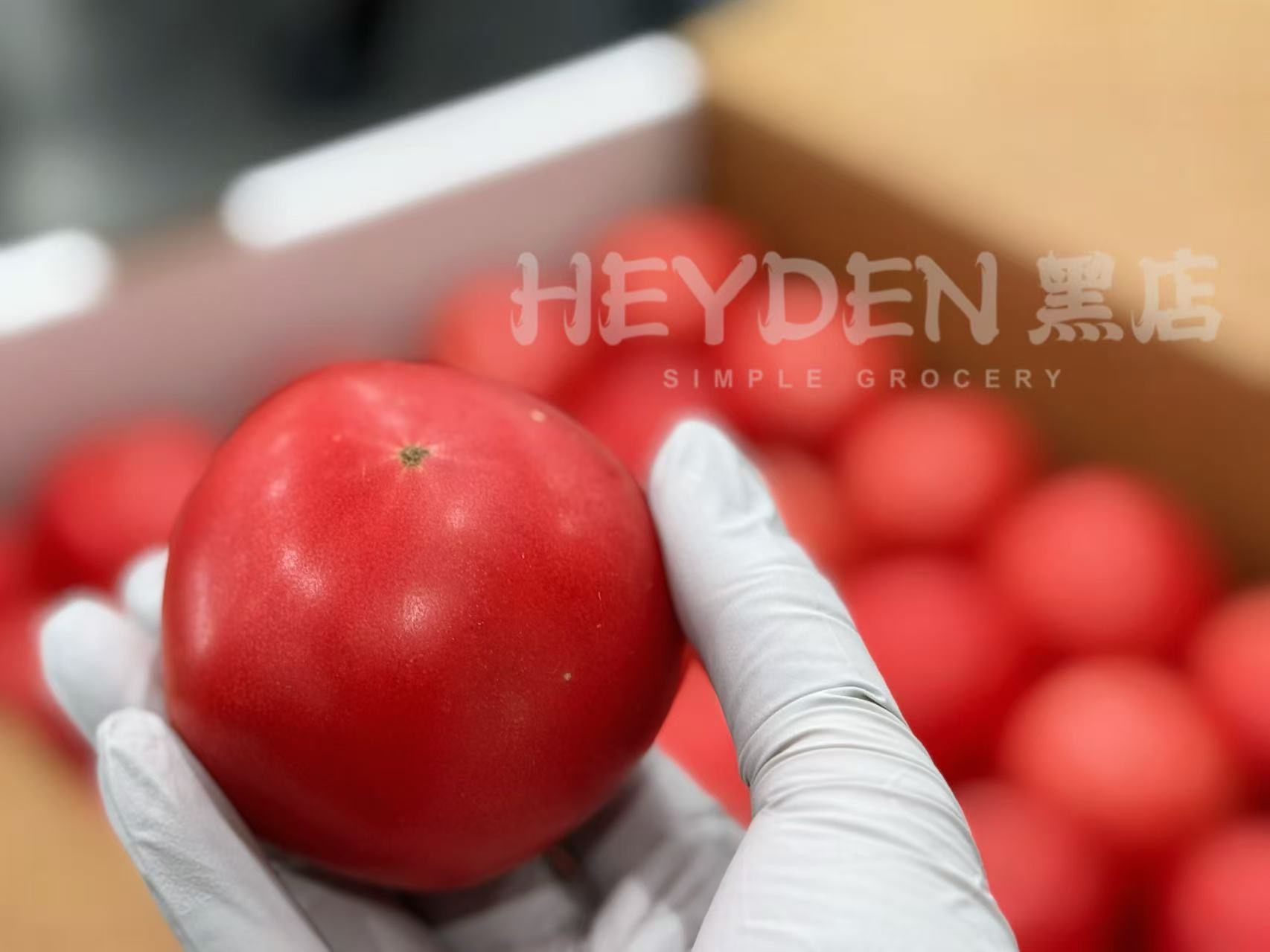 Momotaro 桃太郎 == Available NOW~ Momotaro tomato (桃太郎) is a