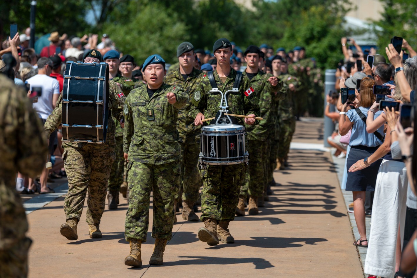 Canadian Armed Forces - Sonar Operators play a vital role as part of a ...