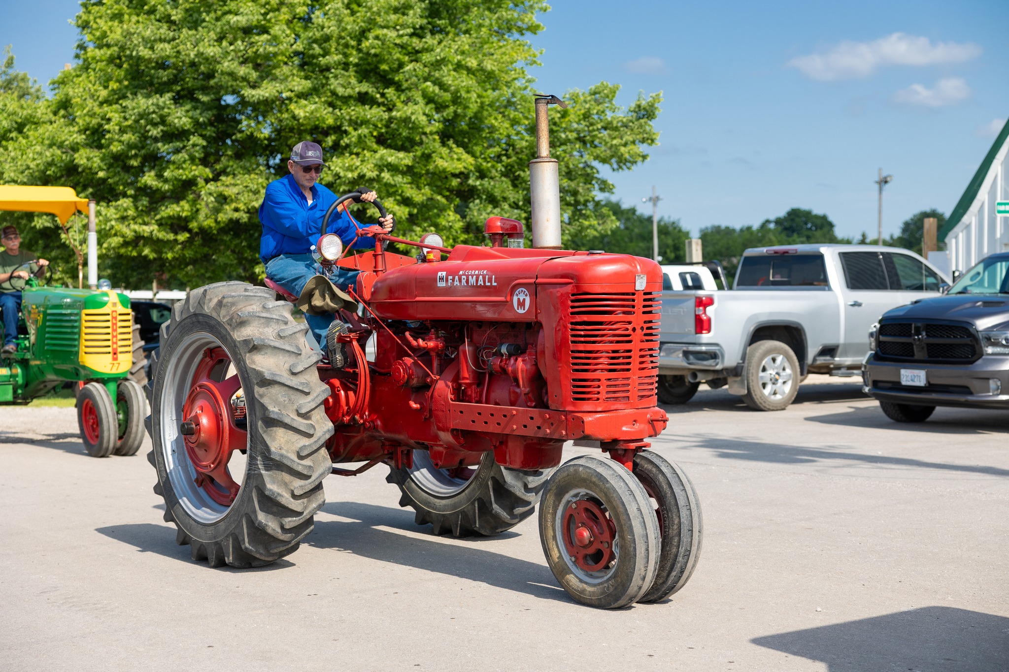 WHO Great Iowa Tractor Ride... - WHO Great Iowa Tractor Ride