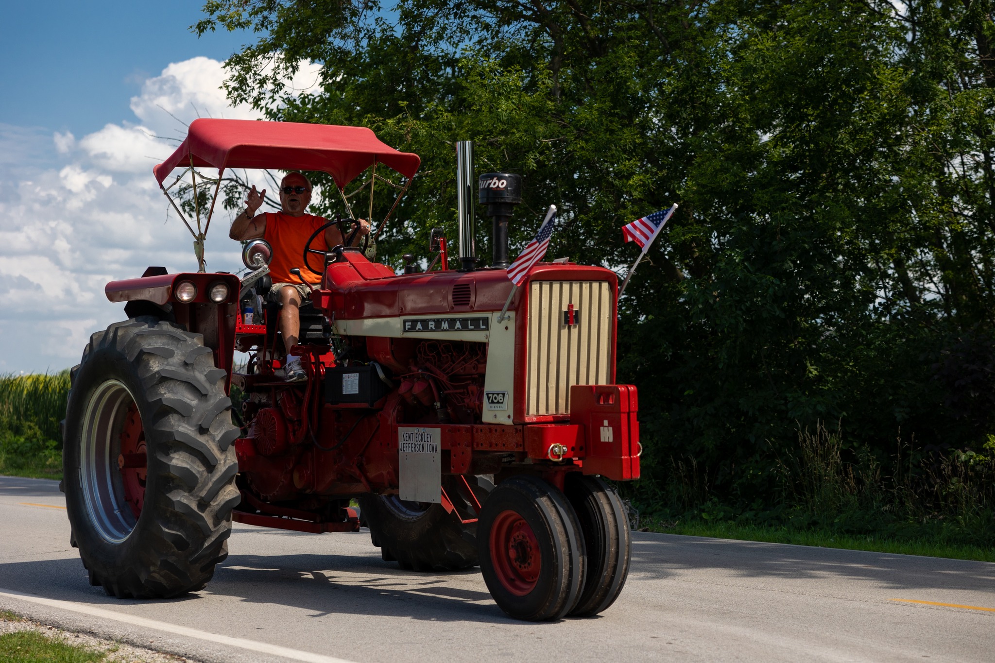 WHO Great Iowa Tractor Ride... - WHO Great Iowa Tractor Ride