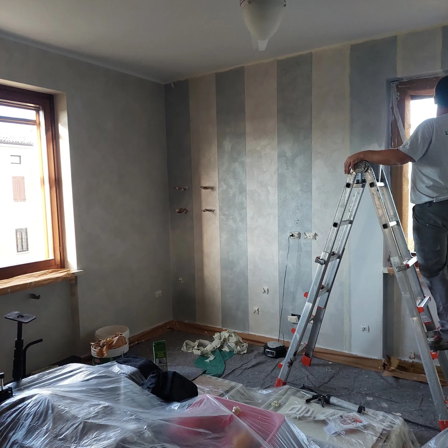 Mondocolori di Luca,pittore, marmorini microcemento resina, cartongesso ...