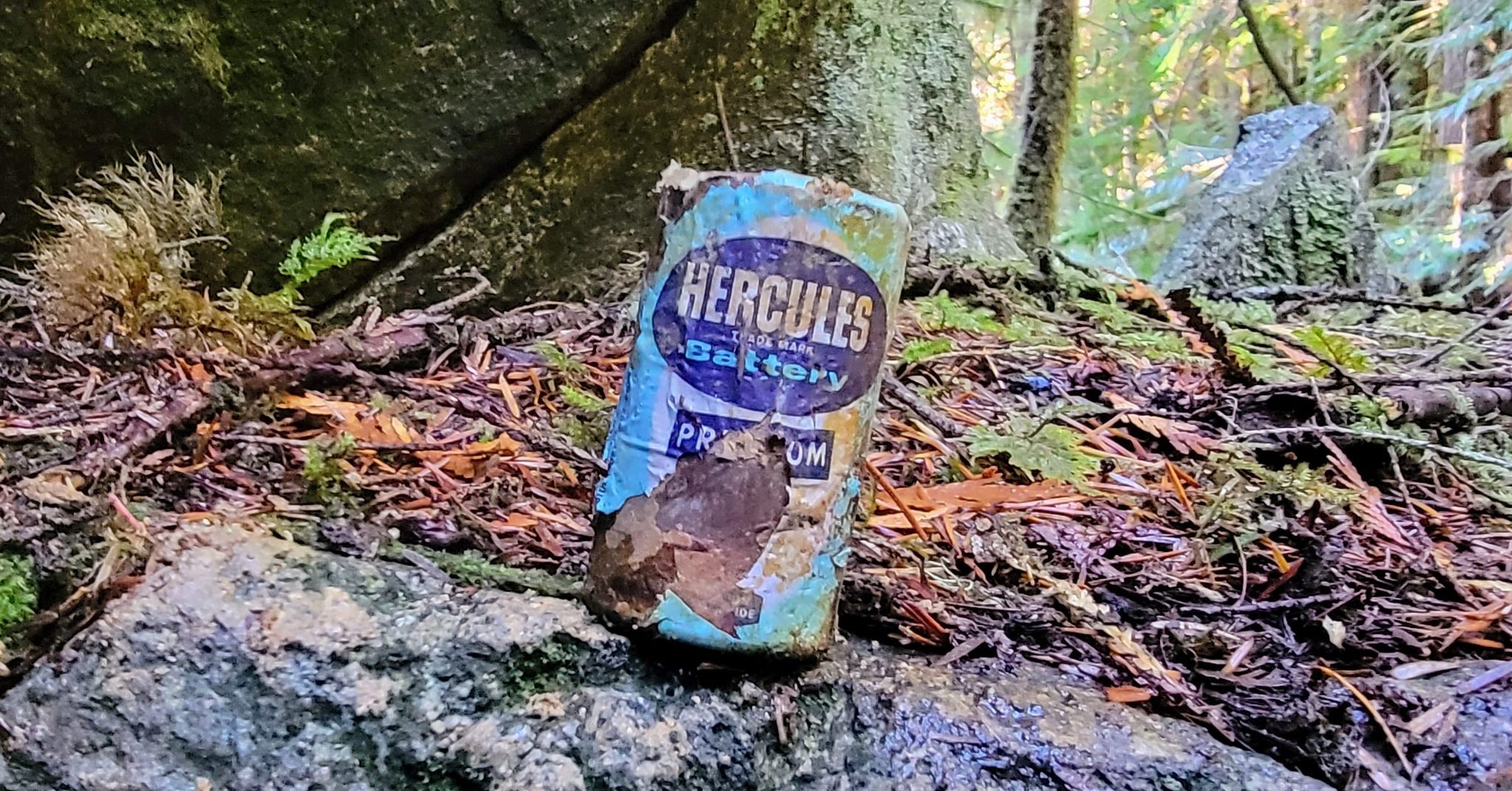 Ghost - Mine explorer relics. We know the red label Hercules batteries ...