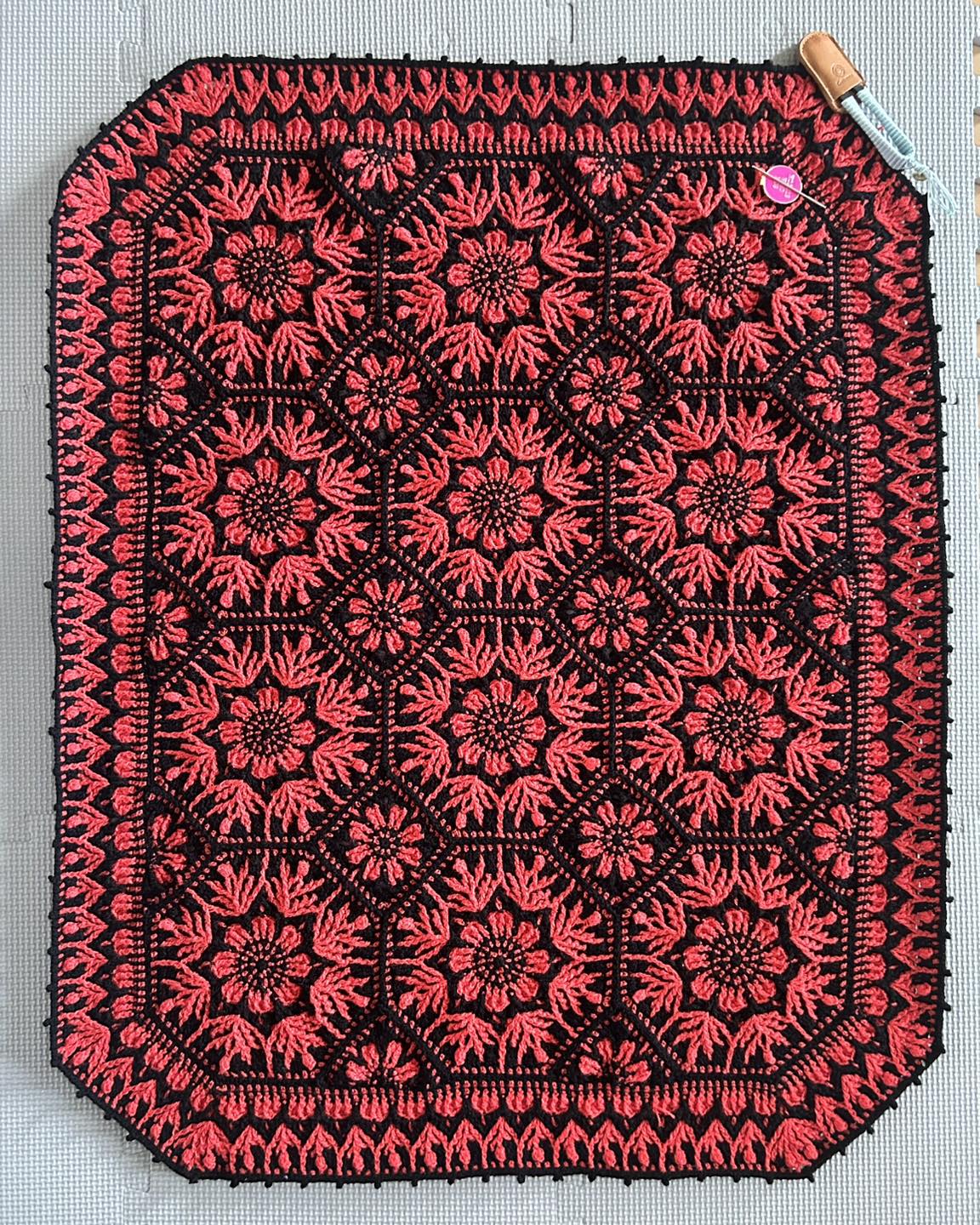 Crochet - 昨年夏に公開した「ソフィーズ・ユニバースの本」の紹介を