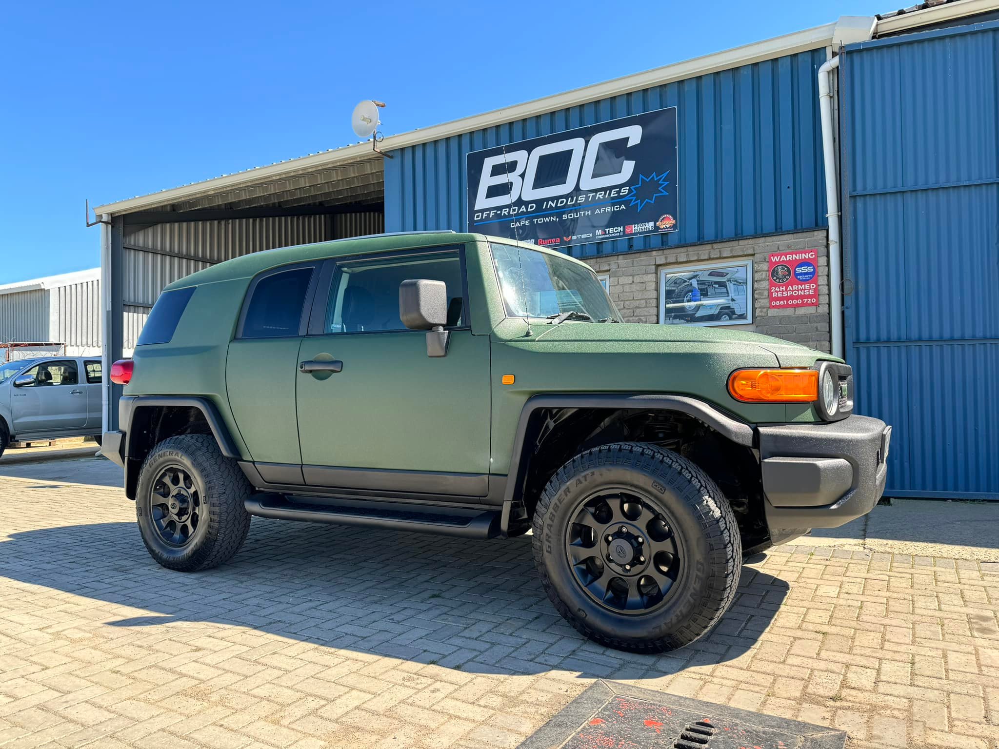 Toyota FJ Cruiser RAPTOR coated... - BOC off-road industries