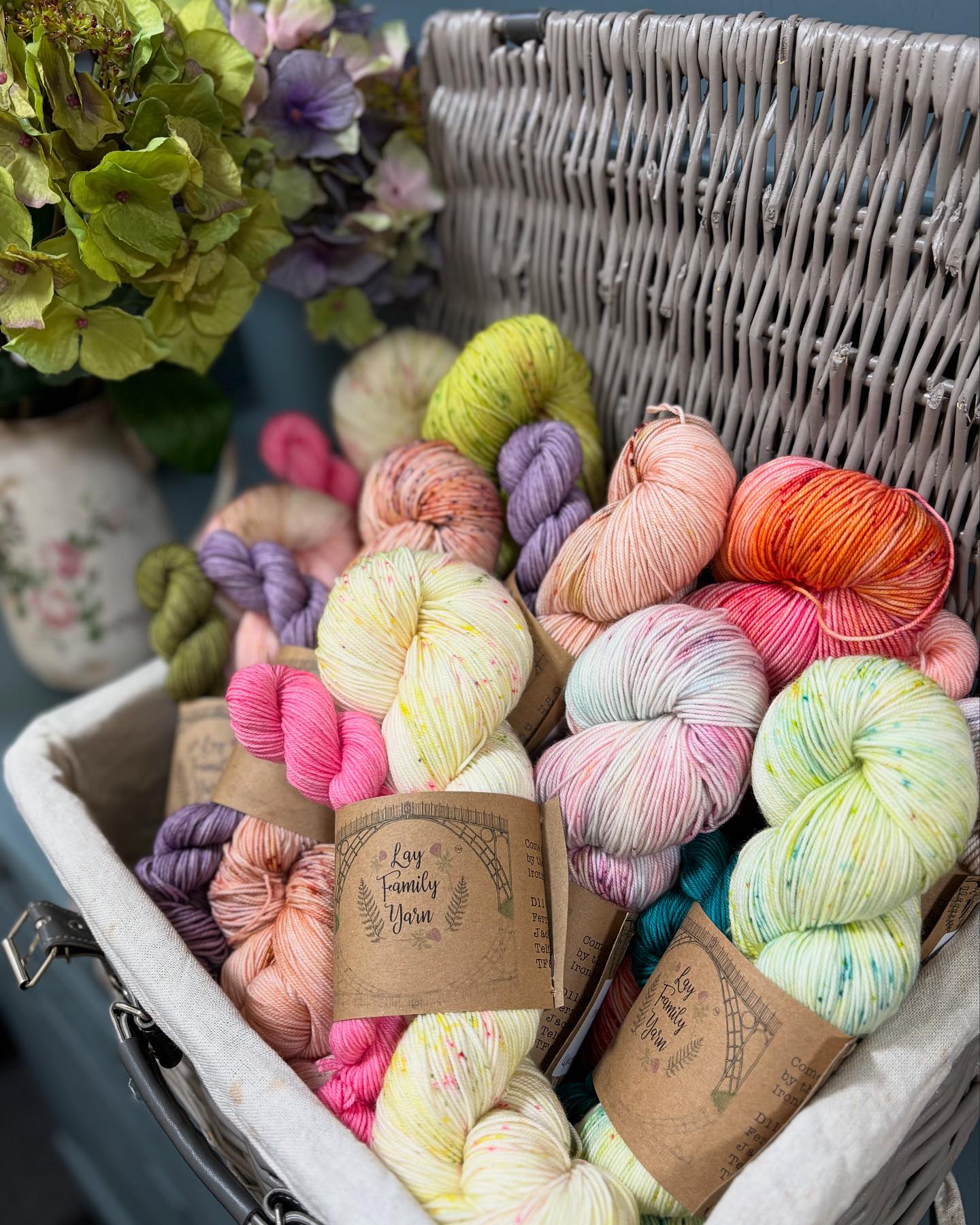 layfamilyyarn | Telford