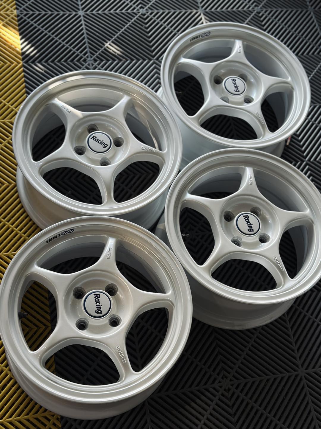 ENKEI Racing RP01??? Made in Japan 15x7 et45 4x100 Complete 