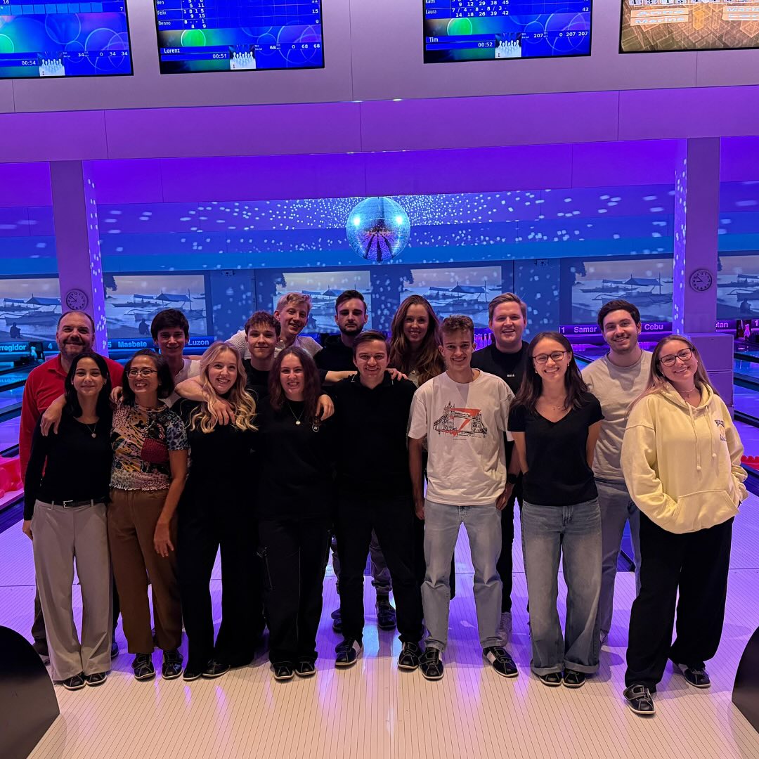Bowling - 🎳 Teamwork makes the dream work! 🎳 Das Jahr neigt sich dem ...