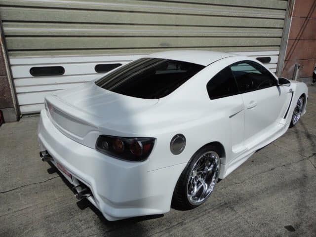Modified V35 Nissan Skyline with R35 GT-R Front End and S2000