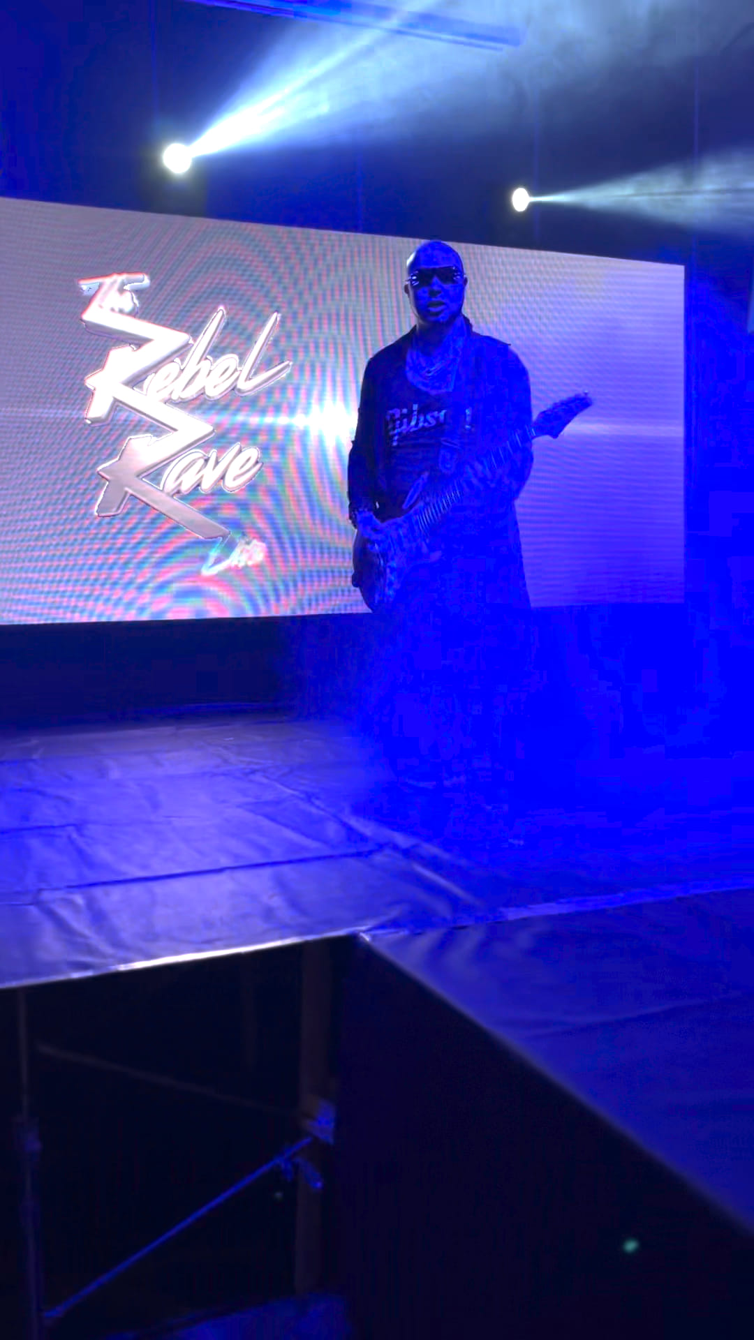 The REBEL RAVE - live