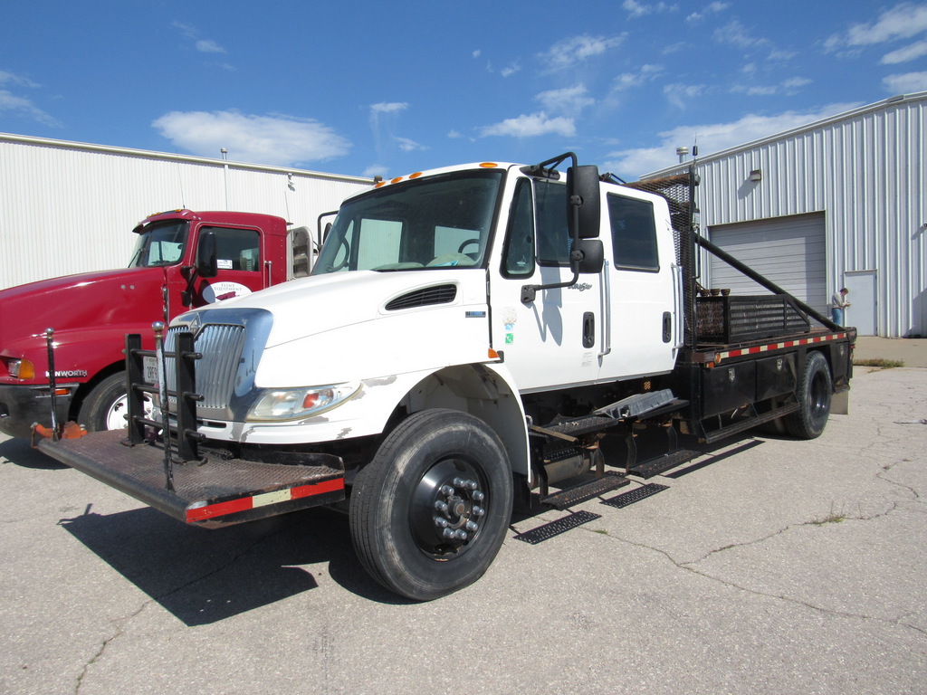 Tradequip - 2008 INTERNATIONAL 4400 Roustabout Truck Superior Energy ...