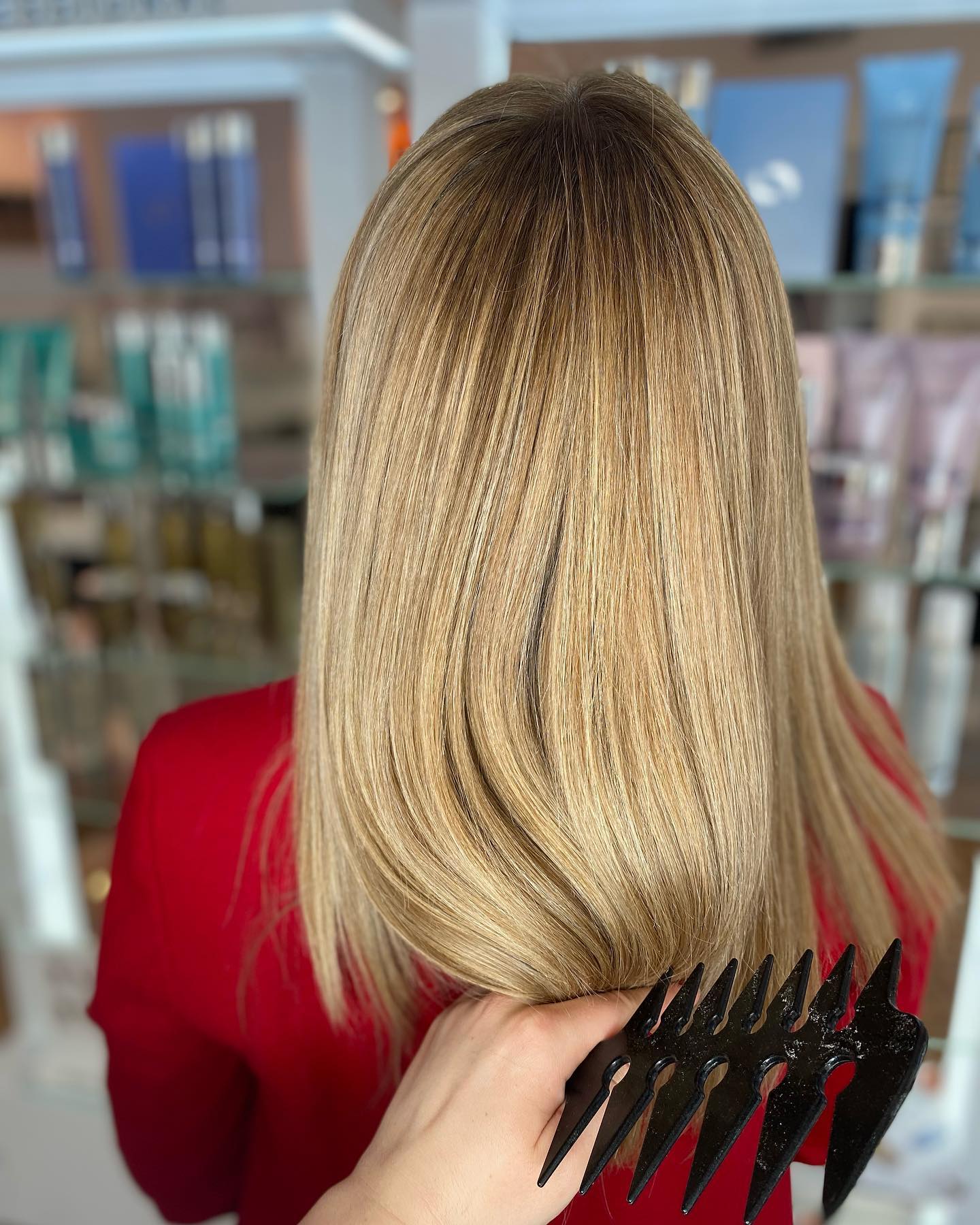 Hairdresser Larisa Contiu | Cluj-Napoca