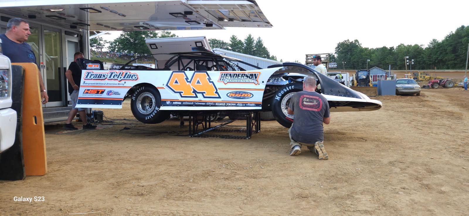 Southern - Following a 2+ hour rain delay, Chris Madden set a 𝐍𝐄𝐖 𝐓𝐑𝐀𝐂𝐊 ...